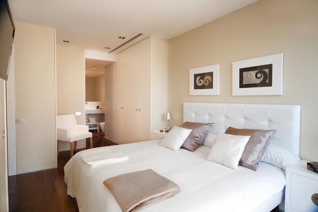 You Stylish The Most Luxury Apartment Barcelona Bilik gambar