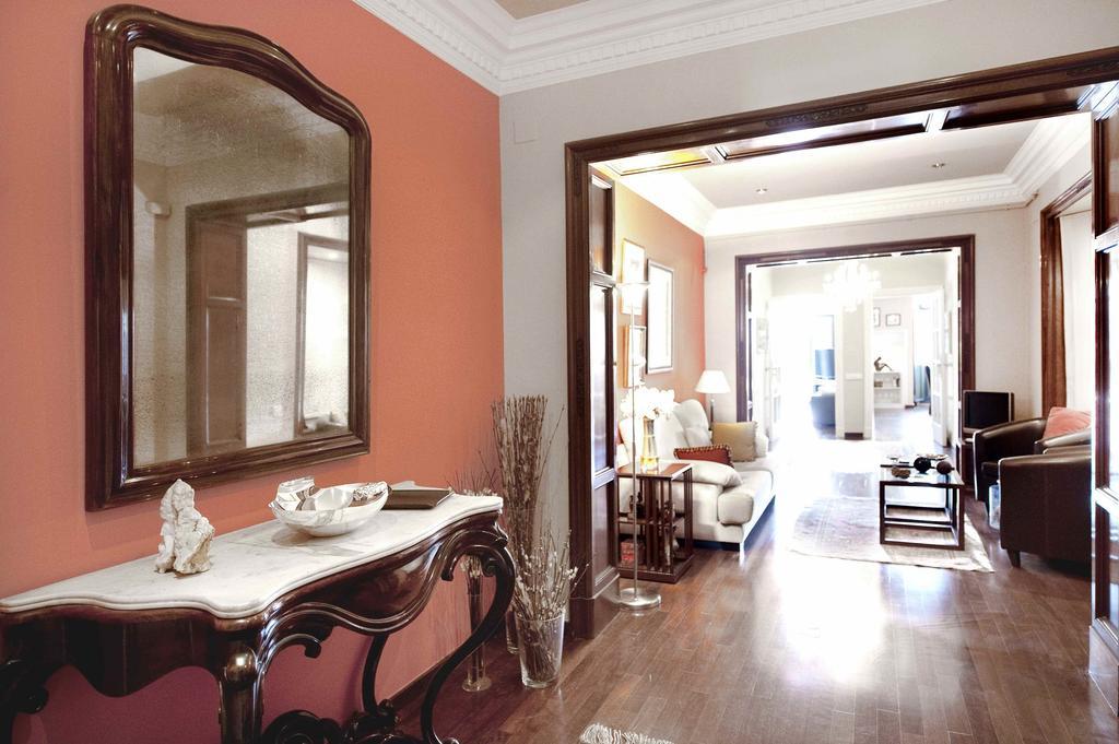 You Stylish The Most Luxury Apartment Barcelona Luaran gambar